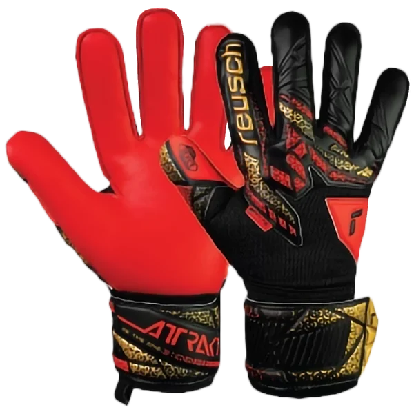 Attrakt Silver Glove