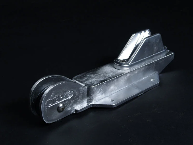 Dierks Production Lange's Sled Bow Roller & Cleat | Miyar Adventures