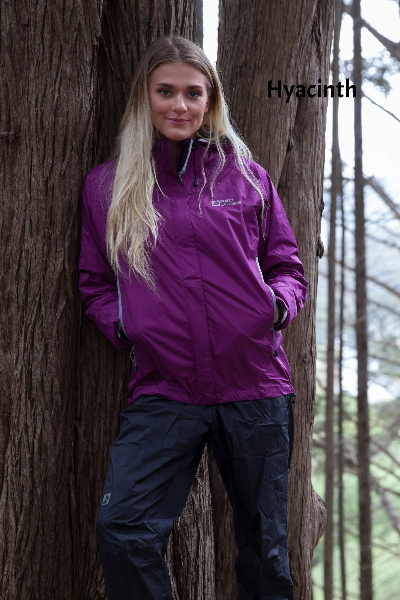 Red Ledge Free Rein Parka Women's | Miyar Adventures