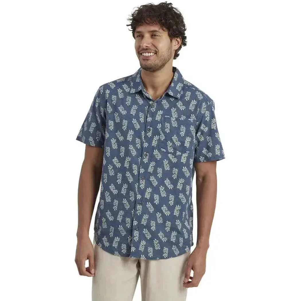 Sherpa Adventure Gear Men's Indi Floral Short Sleeve Shirt