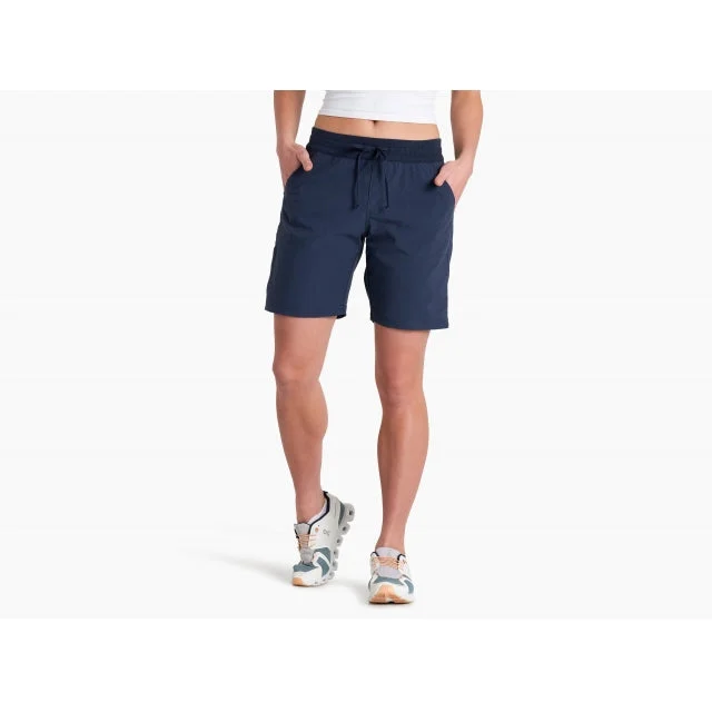 Womens Trekr Pull On Short 8 "
